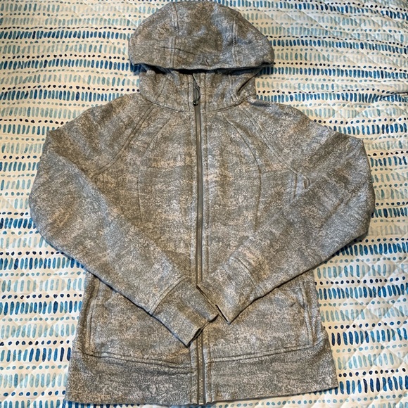 Lululemon Scuba Hoodie - Picture 3 of 7